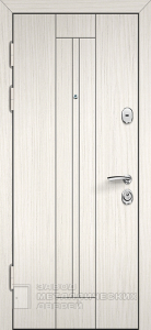 Фото «Серая дверь №40»  в Лосино-Петровскому